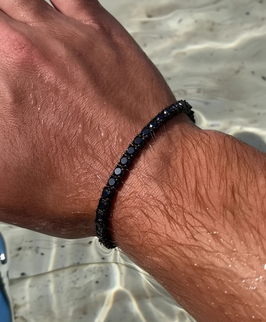 Vestra™ Fekete Tennis Karkötő