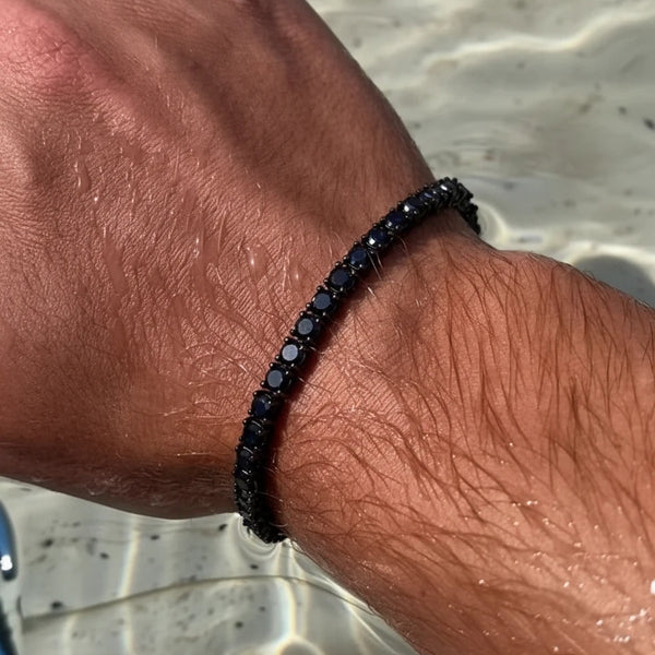 Vestra™ Fekete Tennis Karkötő